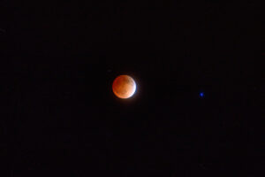 Blood-Moon-Eclipse-2014